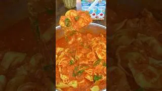 Thumbnail: Saucy Cheese Tortellini Pasta