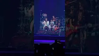 Thumbnail: Hollywood Vampires - Livin' On The Edge, live, concert, Adidas Arena, Paris, 2026