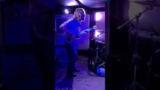 Thumbnail: Idles Mr Motivator. Mark Bowen amusing guitaring. Bristol Louisiana August 2021