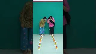 Thumbnail: Mouth Pendulum vs. Paper Cups Challenge!