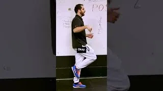 Thumbnail: The Running Pose - the midstance - is the core of running present in every single person's running.