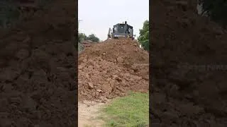 Thumbnail: The Dozer Cutting Slop On Road #short