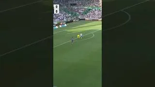 Thumbnail: What is the goalkeeper doing?! 😱
