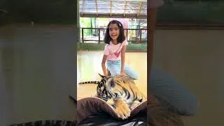 Thumbnail: #princessviya #phuket #thailand #tigerkingdom #anchorravi #shorts #funny
