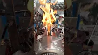 Thumbnail: 大火定型的玻璃杯 /A glass cup shaped by fire