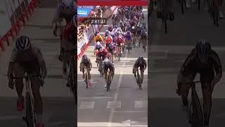Thumbnail: Charlotte Kool outsprinted Marianne Vos #shorts