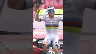 Thumbnail: Remco Evenepoel Made a History #shorts