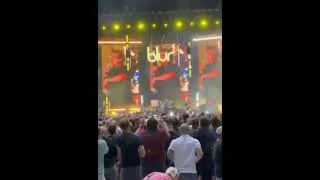 Thumbnail: Blur - Parklife Live Wembley Stadium 09.07.23 #shorts #blur