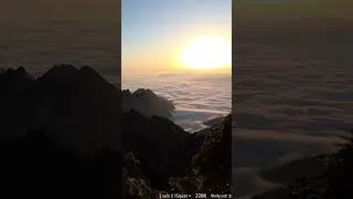 Thumbnail: #jinnytty on #Twitch | Jinny shows the Ocean of clouds in China.