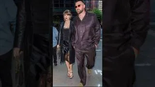 Thumbnail: Taylor Swift Stuns in London During Date Night With Travis Kelce