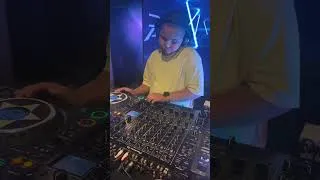 Thumbnail: CDJ 3000's no problem !!!