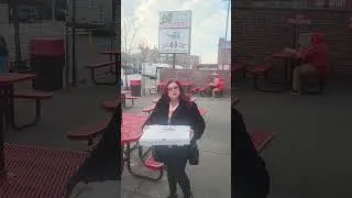 Thumbnail: World's Best Pizza L&B's Spumoni Gardens