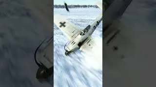 Thumbnail: Fw 190 fighter plane forced to emergency land due to engine failure #shorts #airplane #crash