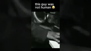 Thumbnail: He came from another planet 😂