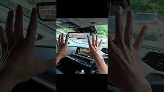 Thumbnail: Camera instead of mirror.