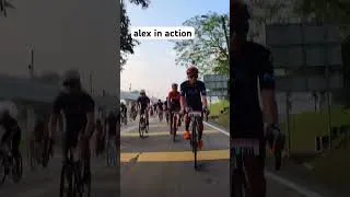 Thumbnail: Strong Start #cycling #cyclingfans #bike #velotour #cyclerace