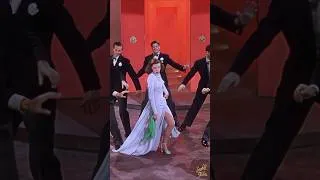 Thumbnail: Judy Garland - A Great Lady Has An Interview - Ziegfeld Follies (1946)