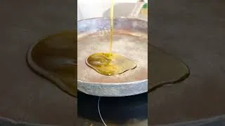Thumbnail: I Restored An Old Cast Iron Pan