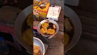 Thumbnail: #cambodia #phnompenhmarket #cambodianstreetmarkets #fish #food #cambodianmarket #market #streetfood