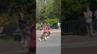Thumbnail: Marathon World Record Pace at 10 miles - Sebastian Sawe #londonmarathon #sebastiansawe #runlondon