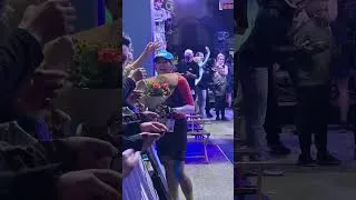 Thumbnail: UTMB Finish Line 23:06 #58 Anna Li, #788 Alexandre Arnoux