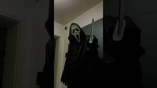 Thumbnail: I'll be right back #scream #ghostface #stumacher