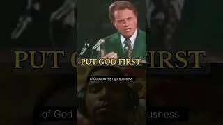 Thumbnail: Put God First | Billy Graham