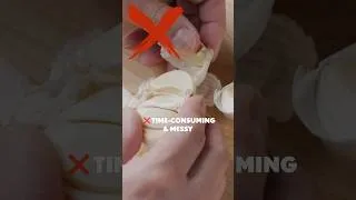 Thumbnail: No Way?! This Garlic Peeling Hack Will Change Everything! #shorts