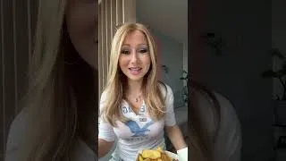 Thumbnail: It’s so much fun to try new fast food places 🇷🇴💖 #romania #fastfood #mukbang #yum