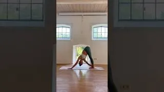 Thumbnail: Check this new Power Yoga Flow on my channel 🤸🏾‍♀️💪🏽💯 #poweryoga #yogaflow #yoga #yogapractice