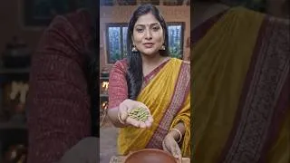 Thumbnail: 🚨 1 मुट्ठी Pumpkin Seeds! बाल झड़ना कम करने में मदद?#shorts  Hair Growth |Sarita Stylish Dishes