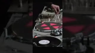 Thumbnail: Jeff Mills • The Wizard 🪄 | The Exhibitionist 2004  | #techno #technomusic #technodj #dj