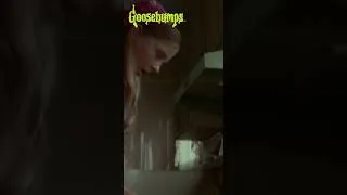 Thumbnail: Katrina Sees The Sponge #shorts #youtubeshorts #cartoons #goosebumps