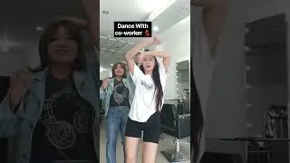 Thumbnail: Dance With co-worker 💃