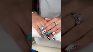 Thumbnail: New nail day 💅🏼