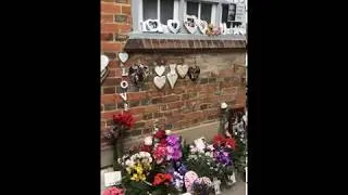 Thumbnail: George Michael's House & Tributes (28/05/17)