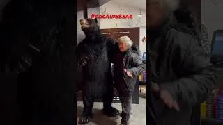 Thumbnail: Took my mom to the movies!
