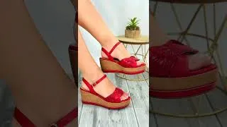 Thumbnail: Trendy ladies' footwear unveiled: sandals,slip-ones,pumps ,shoes / must-have collection 2025
