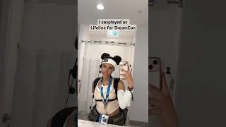 Thumbnail: LAST ONE DOWN AND A BOOM BOOM #dreamcon #cosplay #apexlegends #shorts #reaction