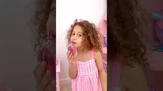 Thumbnail: Sierra teaches Rhia about using too much perfumes