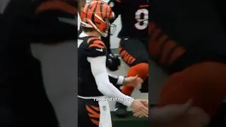 Thumbnail: When NFL Players Get HUNGRY on the Sideline 😂🍿 #nfl #shorts