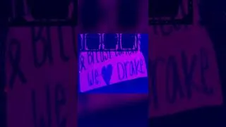Thumbnail: Drake offers to Pay Woman's Cancer Medical Bills in Crowd #livemusic