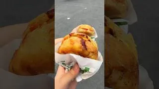 Thumbnail: A Chinese Street Burger for Just $0.70?! 🍔🇨🇳