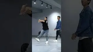 Thumbnail: Learning tough dance moves made EASY! 💃🕺