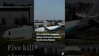 Thumbnail: Amazon plane crash in Miami: plane overruns runway, hitting vehicles and bursting into flames