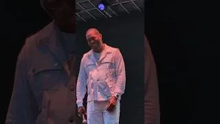 Thumbnail: Heckler's sexy request makes Busta Rhymes laugh on stage 😂 🎤 Hudson Yards 05/27/2026 #NYC #Shorts