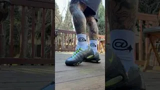 Thumbnail: Nike Air Max 95 ‘Neon’ #sneakers #nike #nikeshoes