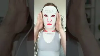 Thumbnail: What makes this LED MASK *DIFFERENT*?? 🤔 Currentbody Coupon Code: SOFIASEESCB for 10% OFF