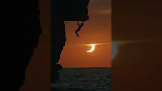 Thumbnail: Deep Water Solo Climbing Under the Eclipse | Shot On Sony FX5