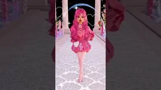 Thumbnail: PINK from Descendants in Dress to Impress! 💗 #roblox #dresstoimpress #dti #shorts